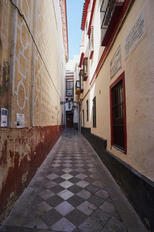 Santa Cruz Pearl By Valcambre Apartment Seville Exterior photo
